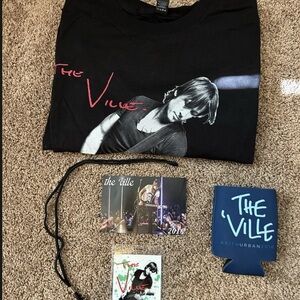 Keith Urban The Ville Fan Club Gift Set w/ Photo Shirt Koozie & Laminate